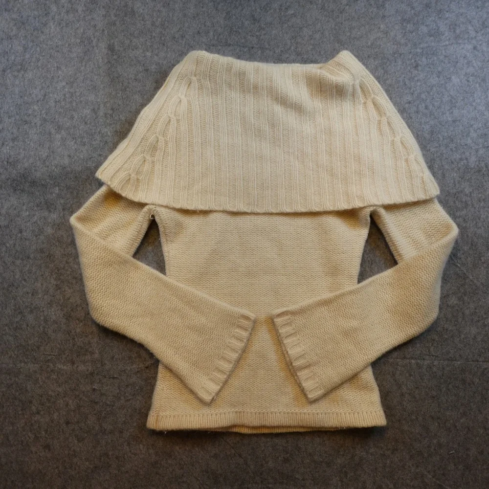Trina Turk Sweater Womens Medium Cream Lambs Wool Angora Cable Knit Off Shoulder